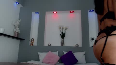 Snapshot of zean_lee chatting on 22, 2, 2025 Karolyne online show from 22, 2, 2025