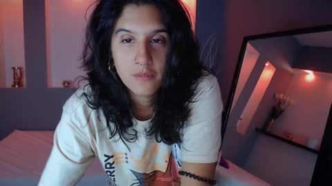 Snapshot of zean_lee chatting on 16, 9, 2025 Karolyne online show from 16, 9, 2025