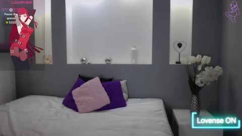 Snapshot of zean_lee chatting on 23, 11, 2025 Karolyne online show from 23, 11, 2025