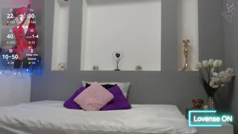 Snapshot of zean_lee chatting on 29, 11, 2025 Karolyne online show from 29, 11, 2025