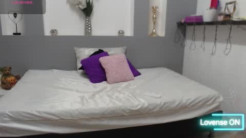 Karolyne online show from 7, 1, 2026