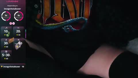 Snapshot of zeemomdalorian chatting on 8, 4, 2026 Zee online show from 8, 4, 2026