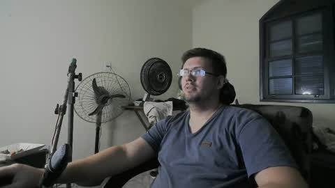 pervboy online show from 4, 4, 2026