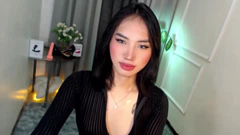 zelainalovetocum online show from 11, 3, 2025