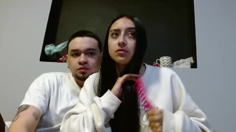 Zelda And Kuro online show from 17, 11, 2025