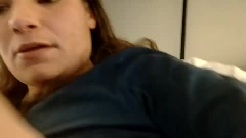 Snapshot of zellelajay2009 chatting on 16, 2, 2025 KENDAL Kaylee online show from 16, 2, 2025