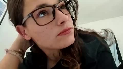 Snapshot of zellelajay2009 chatting on 16, 2, 2025 KENDAL Kaylee online show from 16, 2, 2025