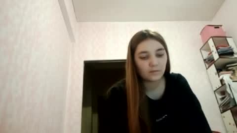 zeniabrossoit online show from 30, 3, 2026