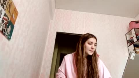 zeniabrossoit online show from 5, 4, 2026