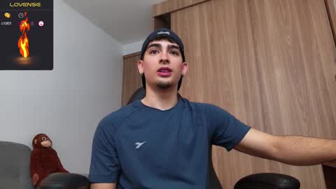 Snapshot of zenn_rush chatting on 15, 12, 2024 Zenn online show from 15, 12, 2024