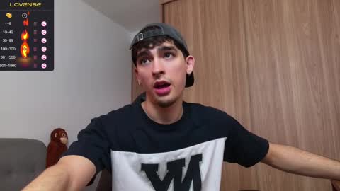 Snapshot of zenn_rush chatting on 17, 12, 2024 Zenn online show from 17, 12, 2024