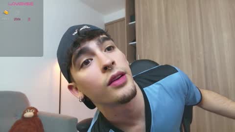 Snapshot of zenn_rush chatting on 12, 2, 2025 Zenn online show from 12, 2, 2025