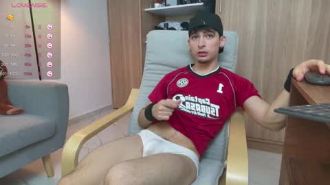 Snapshot of zenn_rush chatting on 22, 2, 2025 Zenn online show from 22, 2, 2025