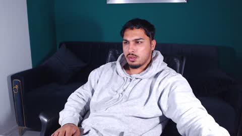 zenobaro online show from 19, 1, 2025