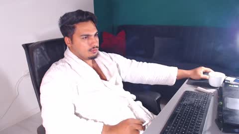 zenobaro online show from 5, 2, 2025
