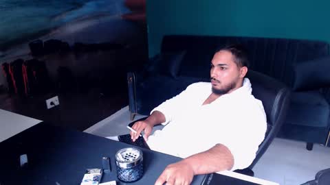 zenobaro online show from 17, 10, 2025