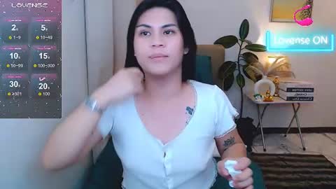 Snapshot of zephyraaaaa chatting on 24, 6, 2026 zephyraaaaa online show from 24, 6, 2026