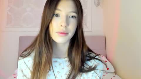 Snapshot of zerelle chatting on 2, 2, 2026 Ivy online show from 2, 2, 2026