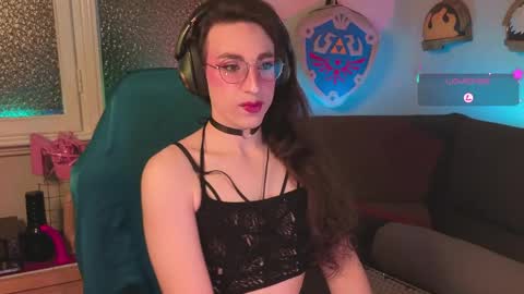 zesty_peach online show from 22, 5, 2026