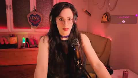 zesty_peach online show from 14, 6, 2026
