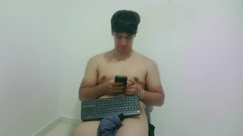 Snapshot of zeus_183 chatting on 18, 7, 2026 zeus_183 online show from 18, 7, 2026