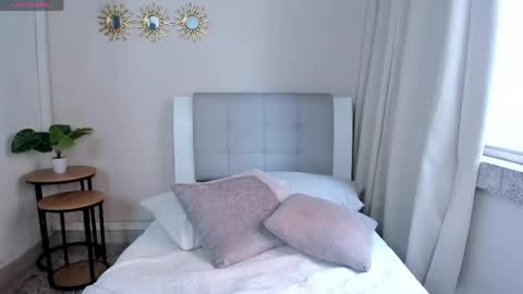 Snapshot of zhafiro_ chatting on 16, 4, 2026 Zhafi online show from 16, 4, 2026
