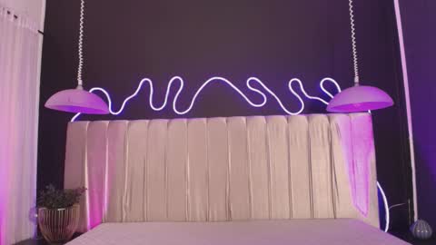 zhally_dee online show from 4, 3, 2026