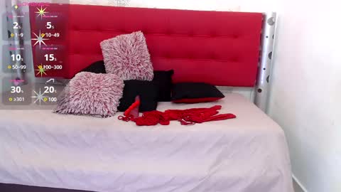 ZHAMIRA  ANDRES online show from 8, 3, 2025