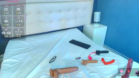 ZHAMIRA  ANDRES online show from 18, 11, 2025