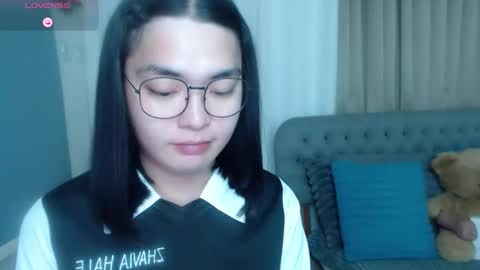 Snapshot of zhaviahale chatting on 17, 5, 2026 im your lovely zhaviabigcock here online show from 17, 5, 2026