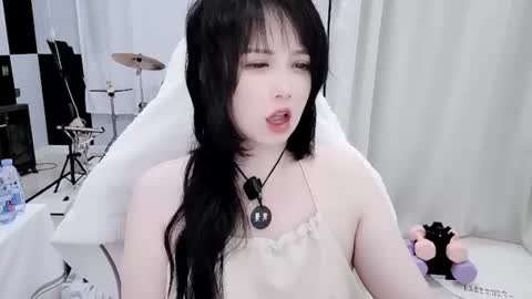 Snapshot of zhen0 chatting on 18, 6, 2026 zhen online show from 18, 6, 2026