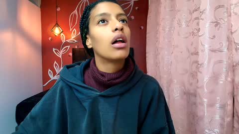 Zia Green online show from 18, 12, 2024