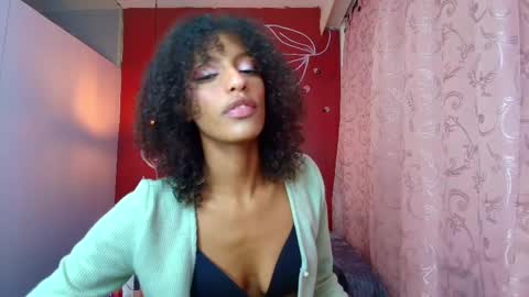 Zia Green online show from 27, 2, 2025