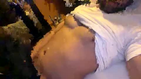 Snapshot of ziadzizi6677 chatting on 5, 4, 2026 ziadzizi6677 online show from 5, 4, 2026