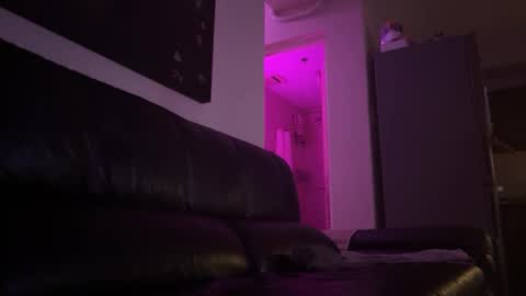 Snapshot of ziggy_rouge chatting on 4, 1, 2025 Ziggy ziggy- online show from 4, 1, 2025