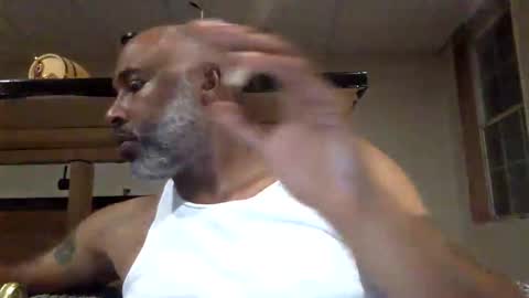 Snapshot of zionlion22 chatting on 24, 4, 2026 zionlion22 online show from 24, 4, 2026