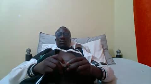 Zlatann2012 online show from 25, 9, 2025