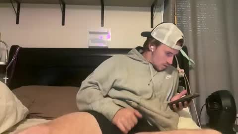 Snapshot of zmac0214 chatting on 6, 11, 2025 Gregm0419 online show from 6, 11, 2025