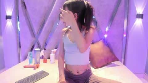 Snapshot of zoe_444_ chatting on 27, 7, 2026 Zoe online show from 27, 7, 2026