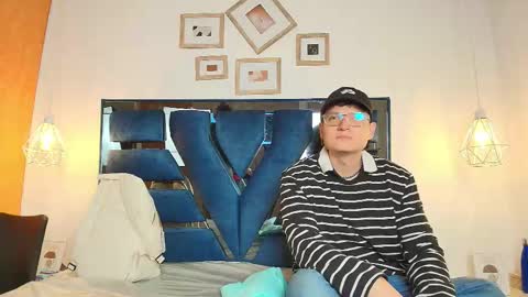 Zoe and dylan  online show from 24, 2, 2026