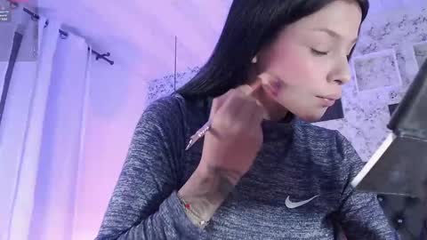 Snapshot of zoe_babygiirl chatting on 7, 3, 2025 Salome online show from 7, 3, 2025