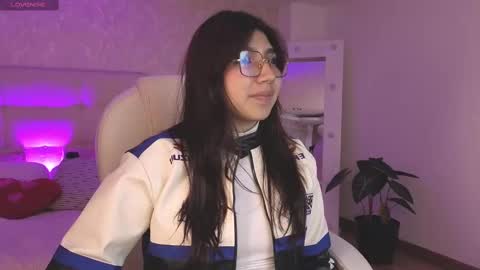 zoe  online show from 24, 9, 2025