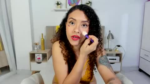 Snapshot of zoe_gruber chatting on 24, 6, 2026 Zoe Gruber online show from 24, 6, 2026