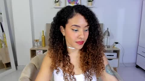 Snapshot of zoe_gruber chatting on 11, 7, 2026 Zoe Gruber online show from 11, 7, 2026