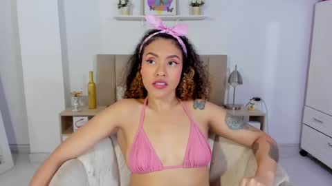 Snapshot of zoe_gruber chatting on 18, 7, 2026 Zoe Gruber online show from 18, 7, 2026