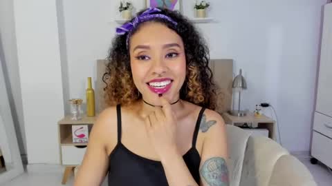 Snapshot of zoe_gruber chatting on 23, 7, 2026 Zoe Gruber online show from 23, 7, 2026