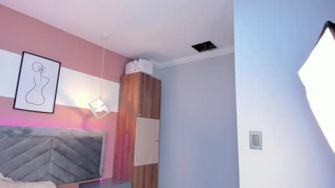 Snapshot of zoe_henderson chatting on 19, 2, 2026 zoe_henderson online show from 19, 2, 2026