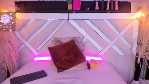 Snapshot of zoe_johnsonn1 chatting on 24, 5, 2026 Zoey online show from 24, 5, 2026