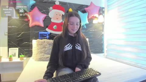 Zoe online show from 3, 12, 2025