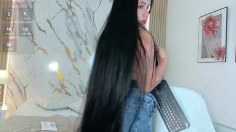 zoe_longhair online show from 23, 5, 2026
